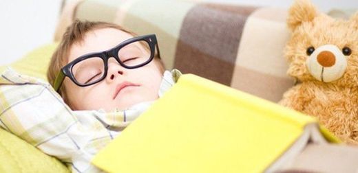 Septiembre, mes de la vuelta al cole ¿sabes cómo pueden recuperar tus peques los hábitos de descanso necesarios para afrontar este duro mes?
